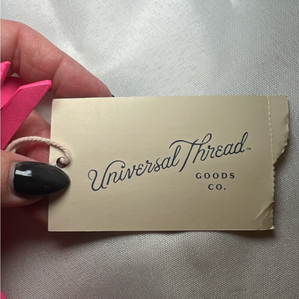 Universal Thread NWT Vibrant Pink Crossbody Bag - Picture 9 of 9